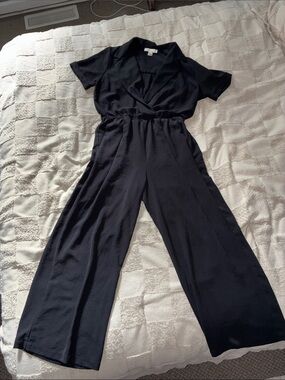 Black Short-Sleeve Wide-Leg Jumpsuit with Elastic Waist